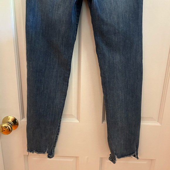 Express Super High Rise Jeans Size 4R - Picture 13 of 15